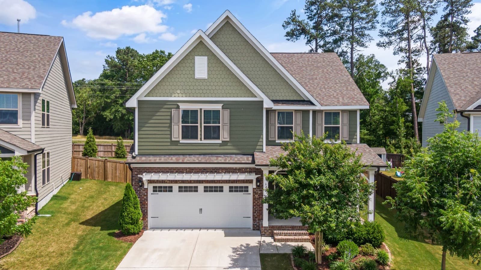 HVAC service in Fuquay-Varina, North Carolina: Quiet North Carolina residential street